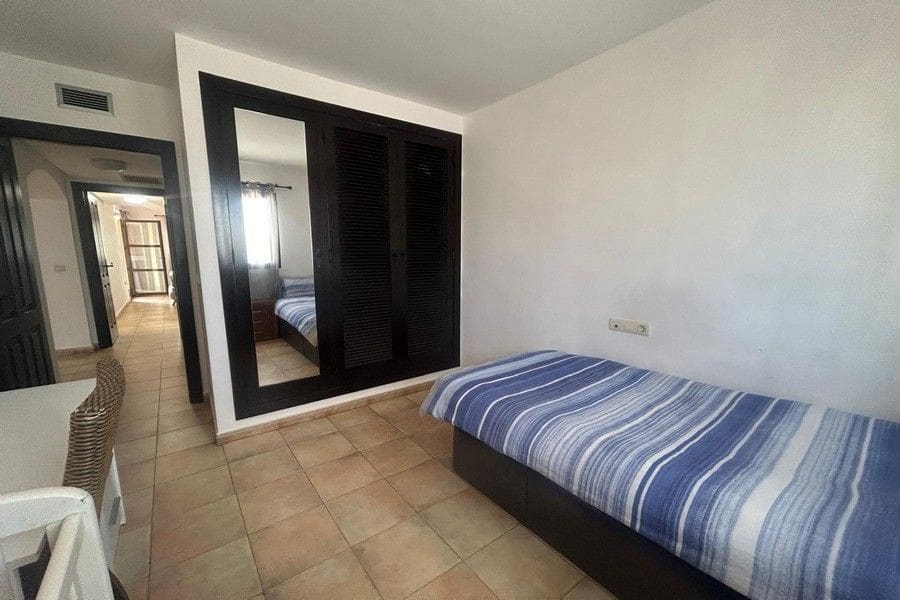 2 bedroom Villa for sale in Hacienda del Alamo with pool garage - € 190,000 (Ref: 9854616)