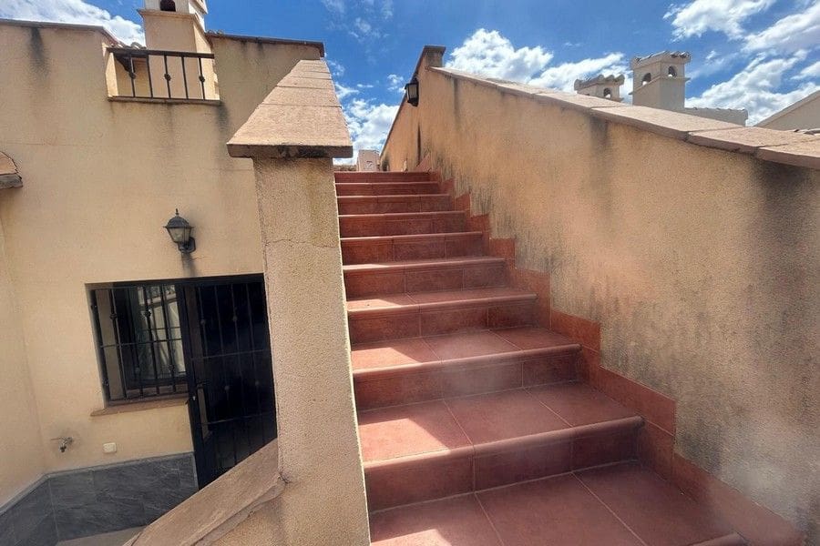 2 bedroom Villa for sale in Hacienda del Alamo with pool garage - € 190,000 (Ref: 9854616)