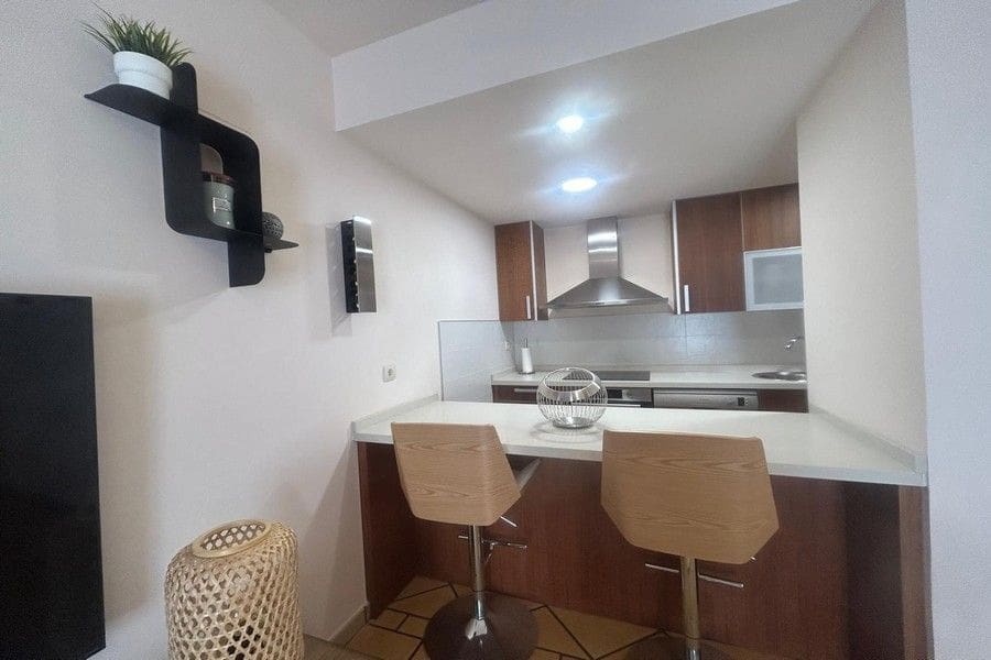 2 soverom Leilighet til salgs i Hacienda del Alamo med svømmebasseng garasje - € 225 000 (Ref: 9854616)