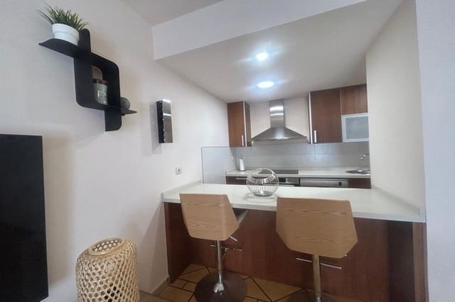Apartamento de 2 habitaciones en Hacienda del Alamo, Fuente Alamo de Murcia en venta con piscina garaje - 225.000 € (Ref: 9854616)