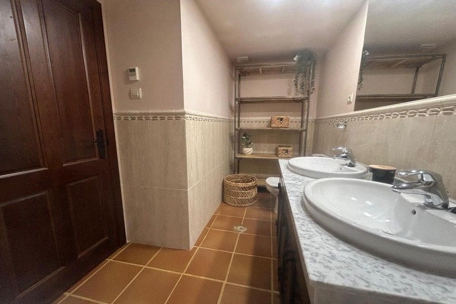 2 soverom Leilighet til salgs i Hacienda del Alamo med svømmebasseng garasje - € 225 000 (Ref: 9854616)