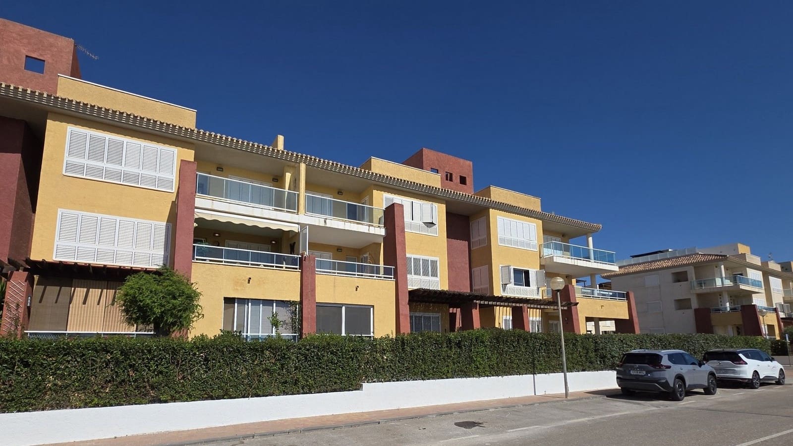 2 soveværelse Lejlighed til salg i Hacienda del Alamo med garage - € 184.900 (Ref: 9899974)