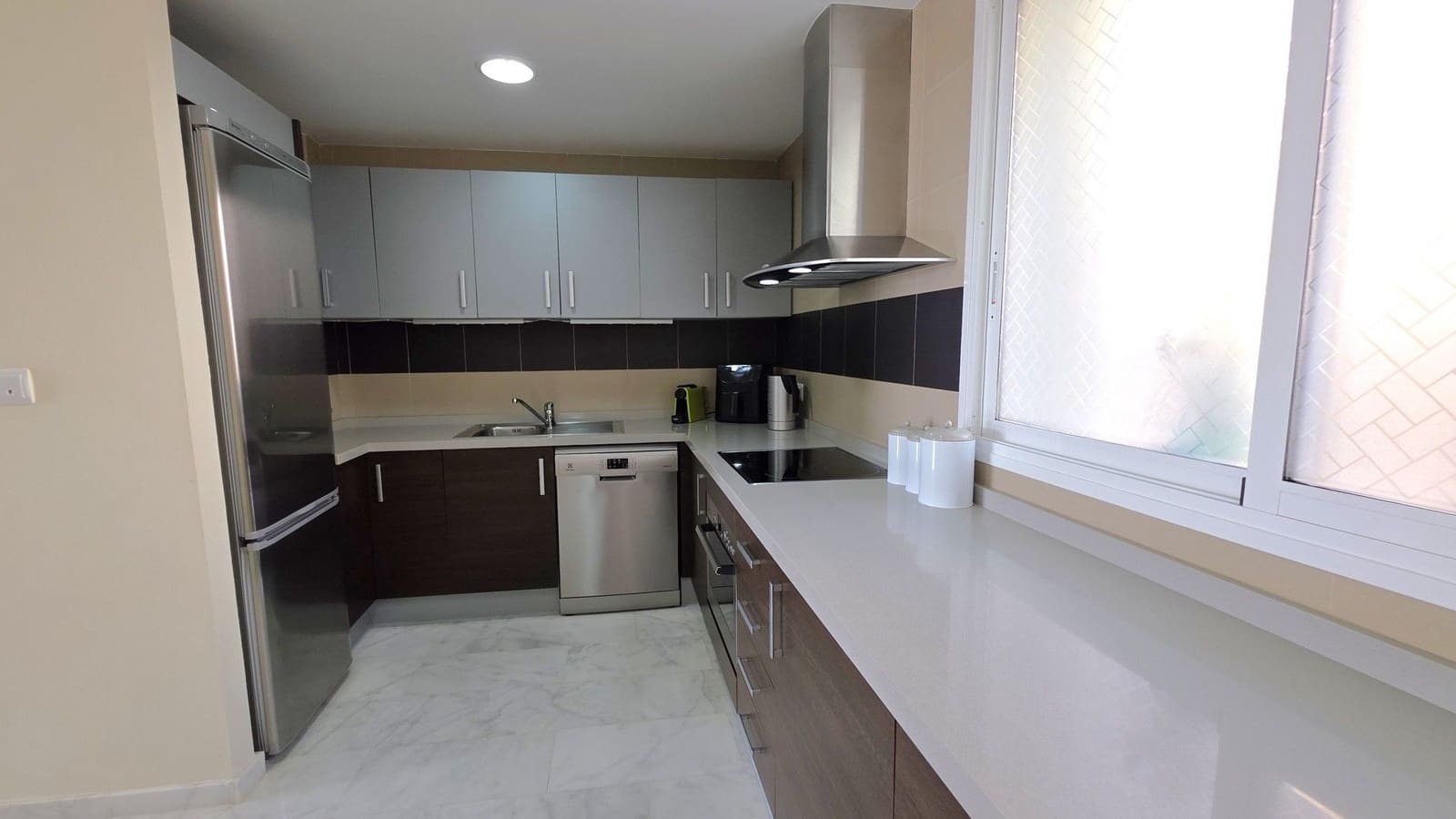 2 bedroom Apartment for sale in Hacienda del Alamo with garage - € 225,000 (Ref: 9926545)