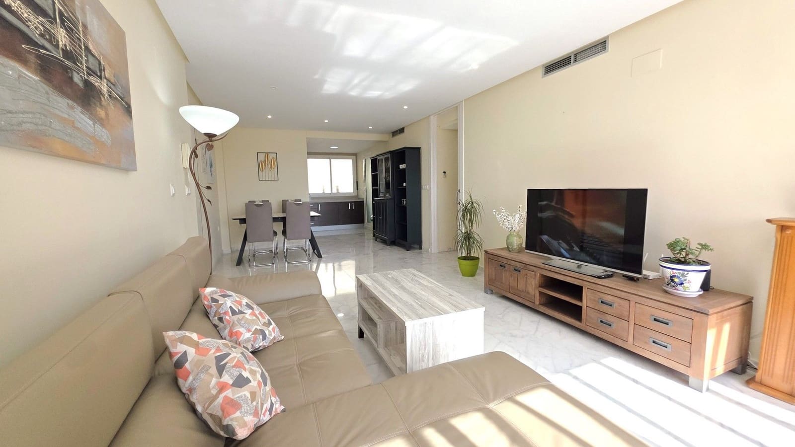 2 bedroom Apartment for sale in Hacienda del Alamo with garage - € 225,000 (Ref: 9926545)
