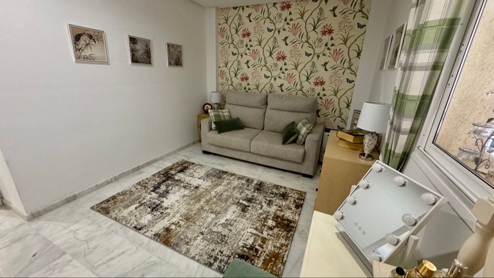 3 bedroom Apartment for sale in Hacienda del Alamo with garage - € 249,950 (Ref: 9928338)