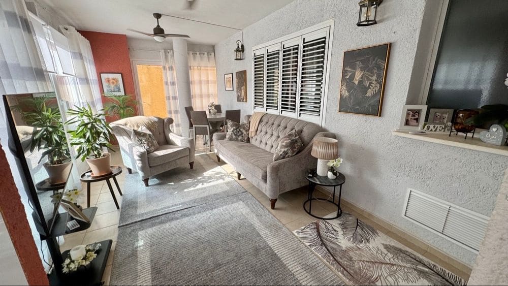 3 bedroom Apartment for sale in Hacienda del Alamo with garage - € 249,950 (Ref: 9928338)