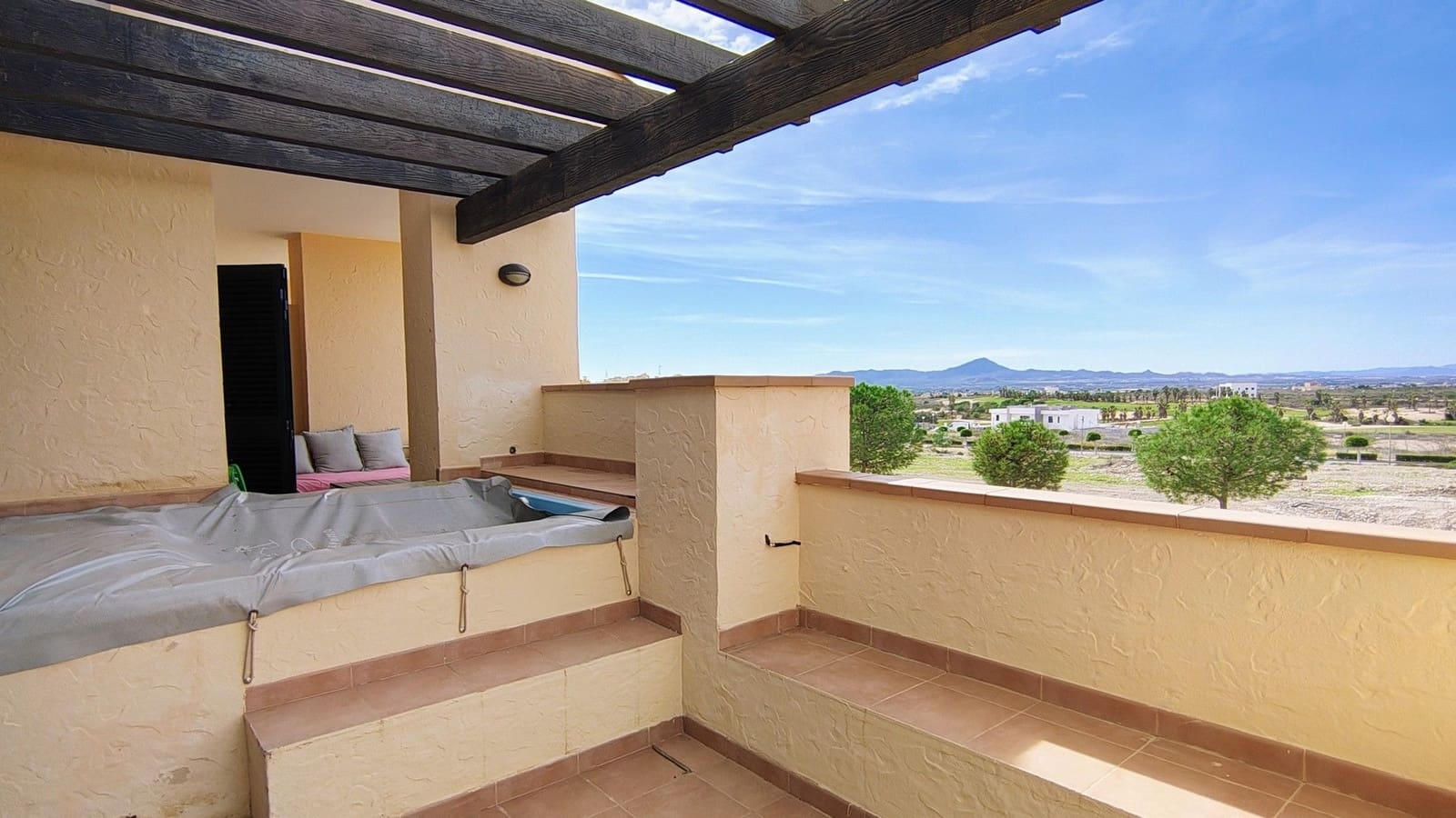 Apartamento de 2 habitaciones en Hacienda del Alamo en venta con garaje - 154.900 € (Ref: 9932179)