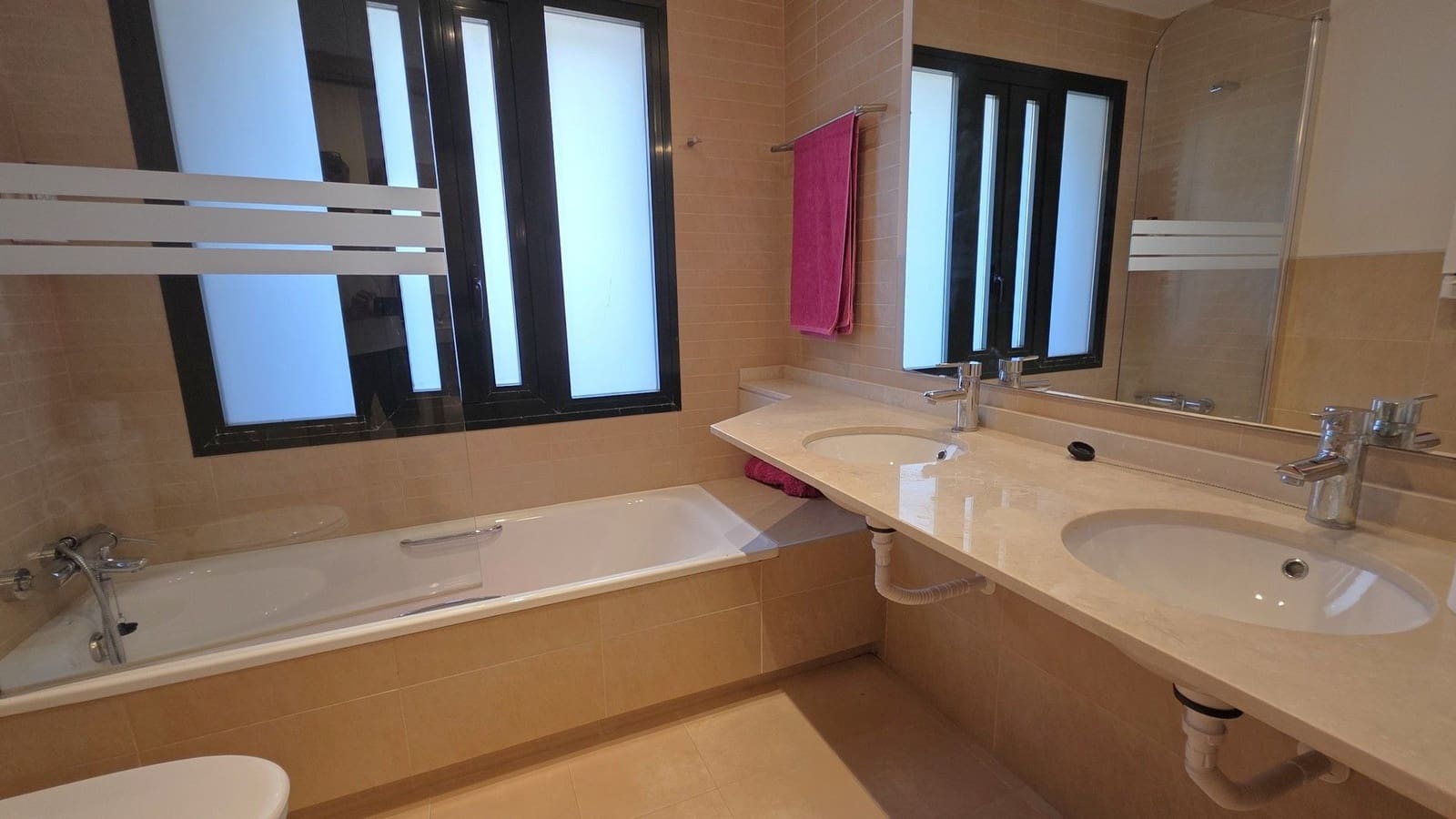 Apartamento de 2 habitaciones en Hacienda del Alamo en venta con garaje - 154.900 € (Ref: 9932179)
