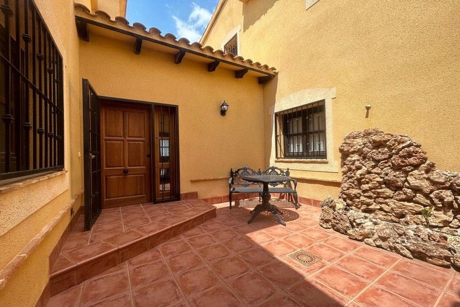 3 soveværelse Villa til salg i Fuente Alamo de Murcia med swimmingpool garage - € 510.000 (Ref: 9941557)