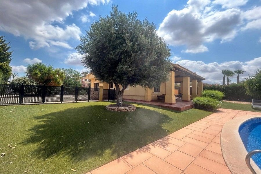3 soveværelse Villa til salg i Fuente Alamo de Murcia med swimmingpool garage - € 510.000 (Ref: 9941557)