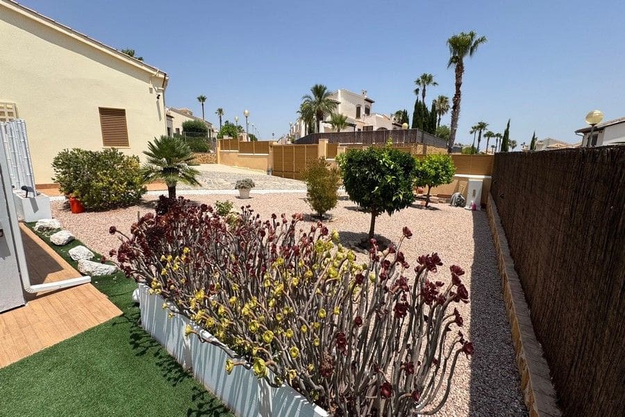 3 soveværelse Villa til salg i Fuente Alamo de Murcia med swimmingpool garage - € 595.000 (Ref: 9946799)