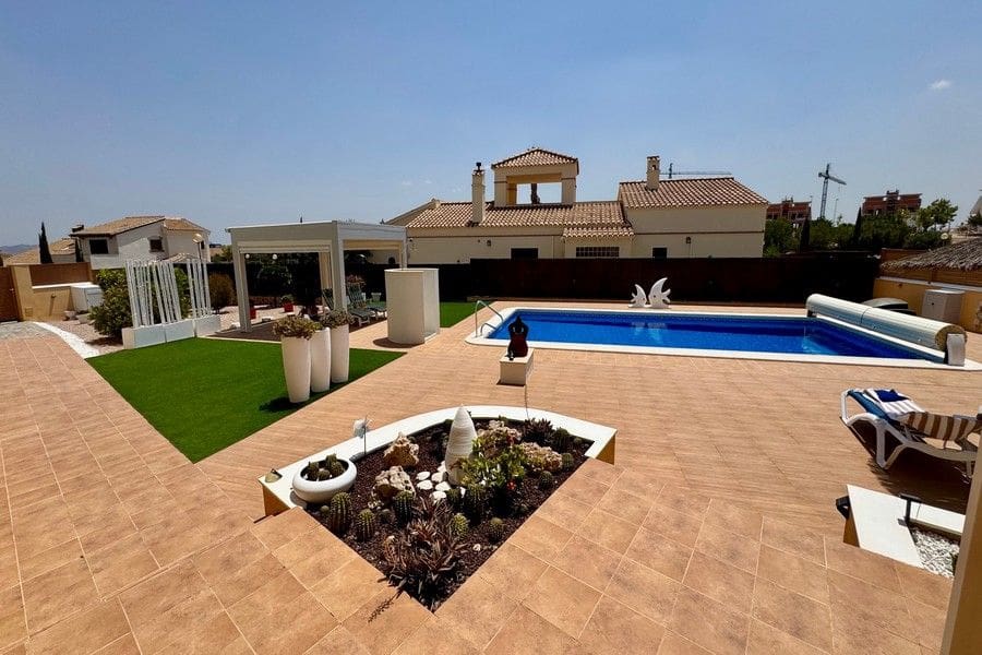 3 soveværelse Villa til salg i Fuente Alamo de Murcia med swimmingpool garage - € 595.000 (Ref: 9946799)
