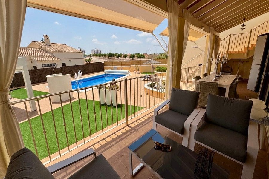 3 soveværelse Villa til salg i Fuente Alamo de Murcia med swimmingpool garage - € 595.000 (Ref: 9946799)