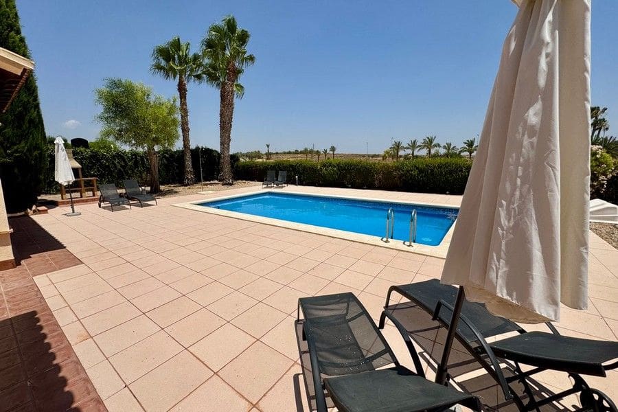 3 chambre Villa/Maison à vendre à Hacienda del Alamo avec piscine garage - 455 000 € (Ref: 9956617)