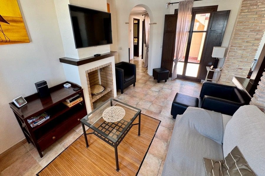 3 chambre Villa/Maison à vendre à Hacienda del Alamo avec piscine garage - 455 000 € (Ref: 9956617)