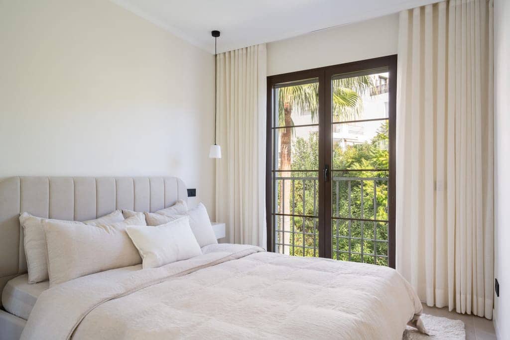 3 bedroom Apartment for sale in Marbella - € 849,000 (Ref: 9610081)