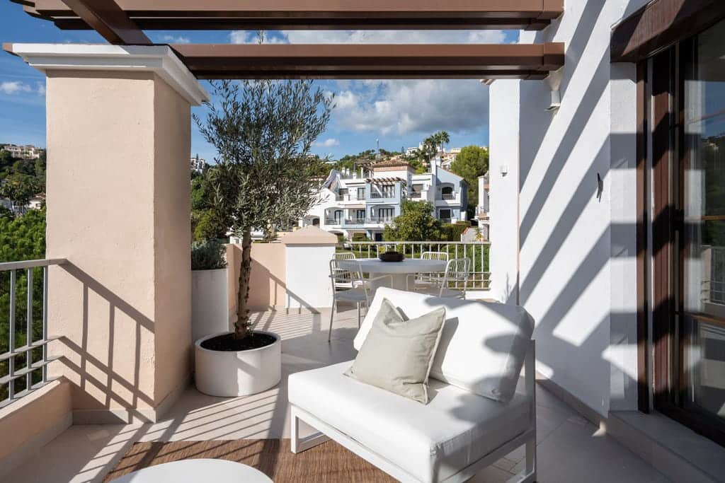 3 bedroom Apartment for sale in Marbella - € 849,000 (Ref: 9610081)