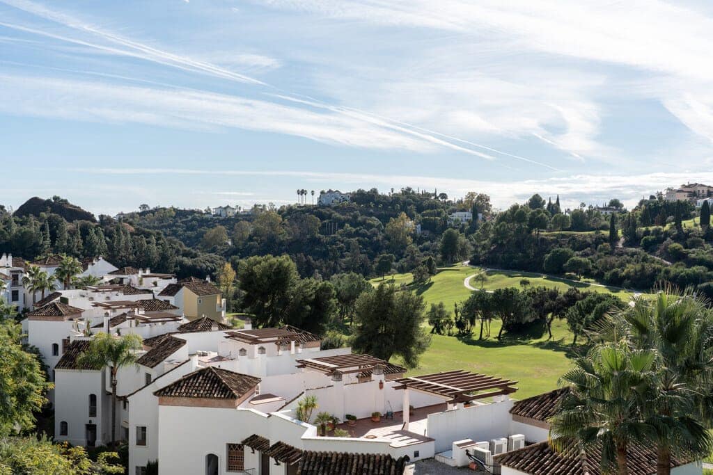 3 bedroom Apartment for sale in Marbella - € 849,000 (Ref: 9610081)