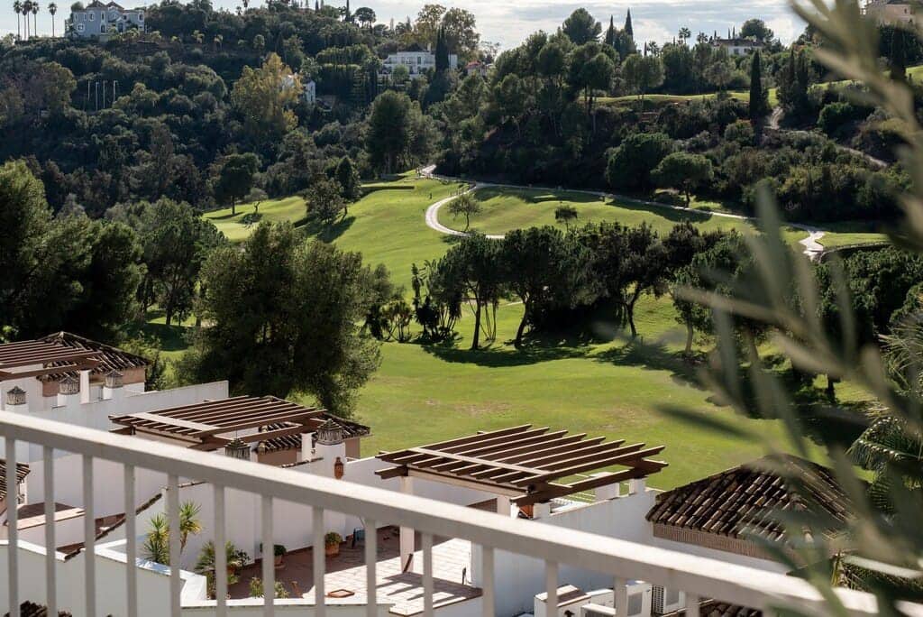 3 bedroom Apartment for sale in Marbella - € 849,000 (Ref: 9610081)
