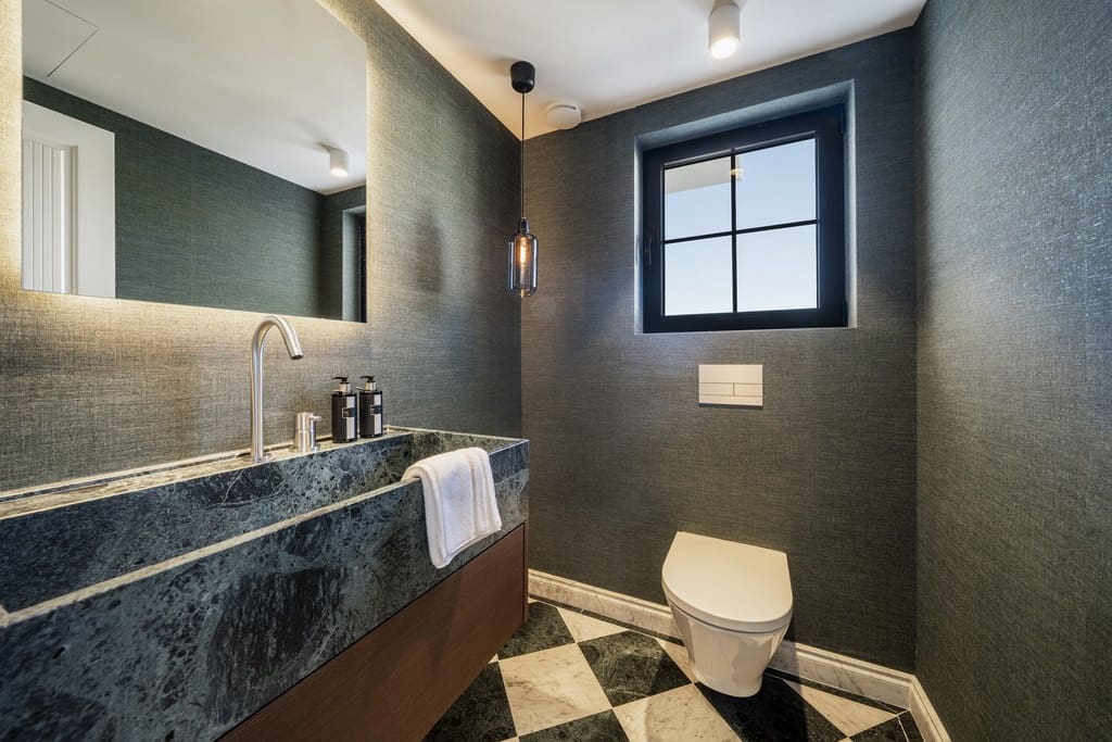 5 slaapkamer Villa te koop in Marbella - € 5.350.000 (Ref: 9610084)