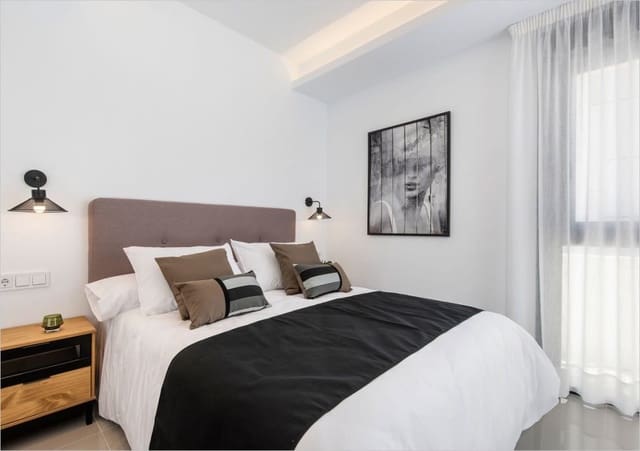 Chalet de 3 habitaciones en Centro, Los Alcázares en venta - 485.090 € (Ref: 9610089)