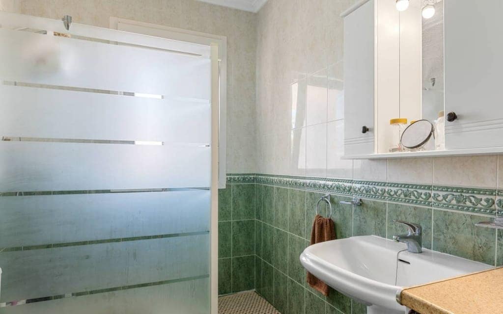 6 bedroom Villa for sale in Benijofar - € 525,000 (Ref: 9640962)