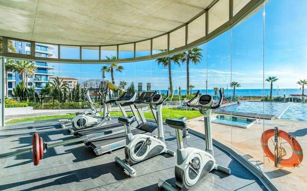 2 slaapkamer Appartement te koop in Punta Prima - € 399.000 (Ref: 9652868)