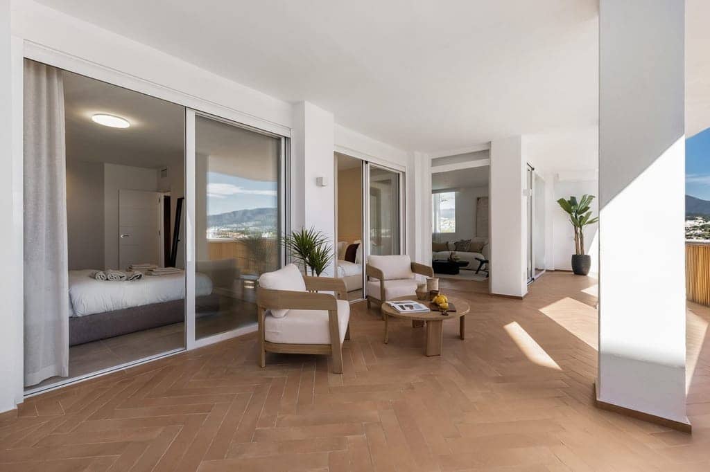 Apartamento de 2 habitaciones en Marbella en venta - 690.000 € (Ref: 9740188)