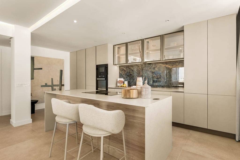 Apartamento de 2 habitaciones en Marbella en venta - 690.000 € (Ref: 9740188)