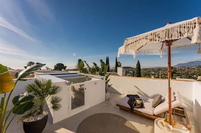 4 soverom Villa til salgs i Aloha Golf, Marbella - € 1 595 000 (Ref: 9756659)