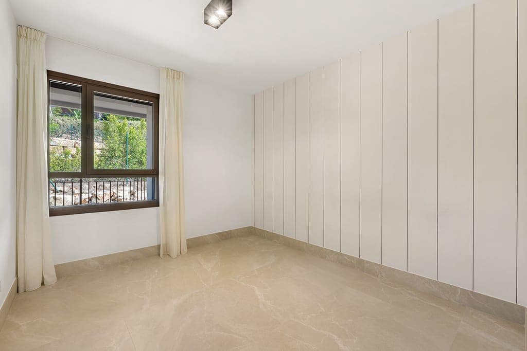 3 bedroom Apartment for sale in Marbella - € 945,000 (Ref: 9821364)