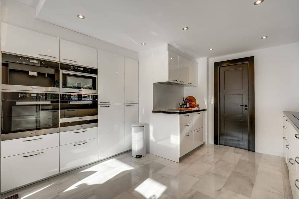 5 quarto Moradia para venda em Marbella - 1 895 000 € (Ref: 9821367)
