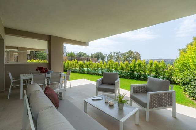 3 bedroom Apartment for sale in Estepona with pool garage - € 415,000 (Ref: 8927304)