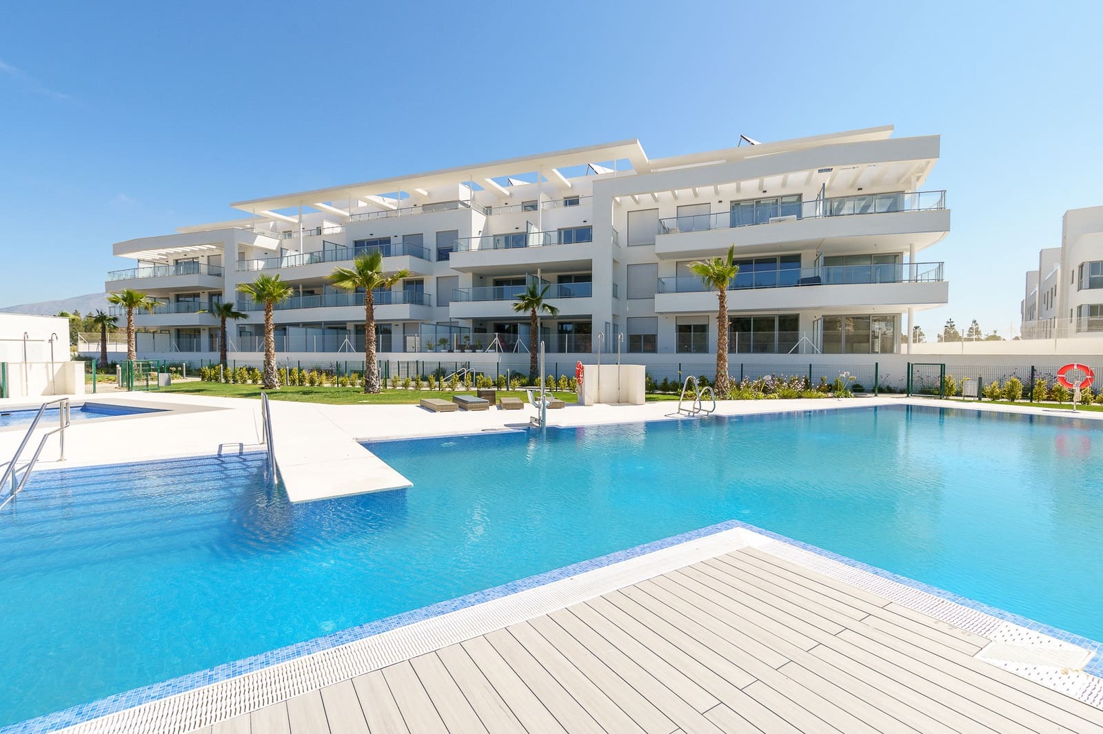 4 chambre Penthouse à vendre à La Cala de Mijas avec piscine garage - 742 600 € (Ref: 9282761)