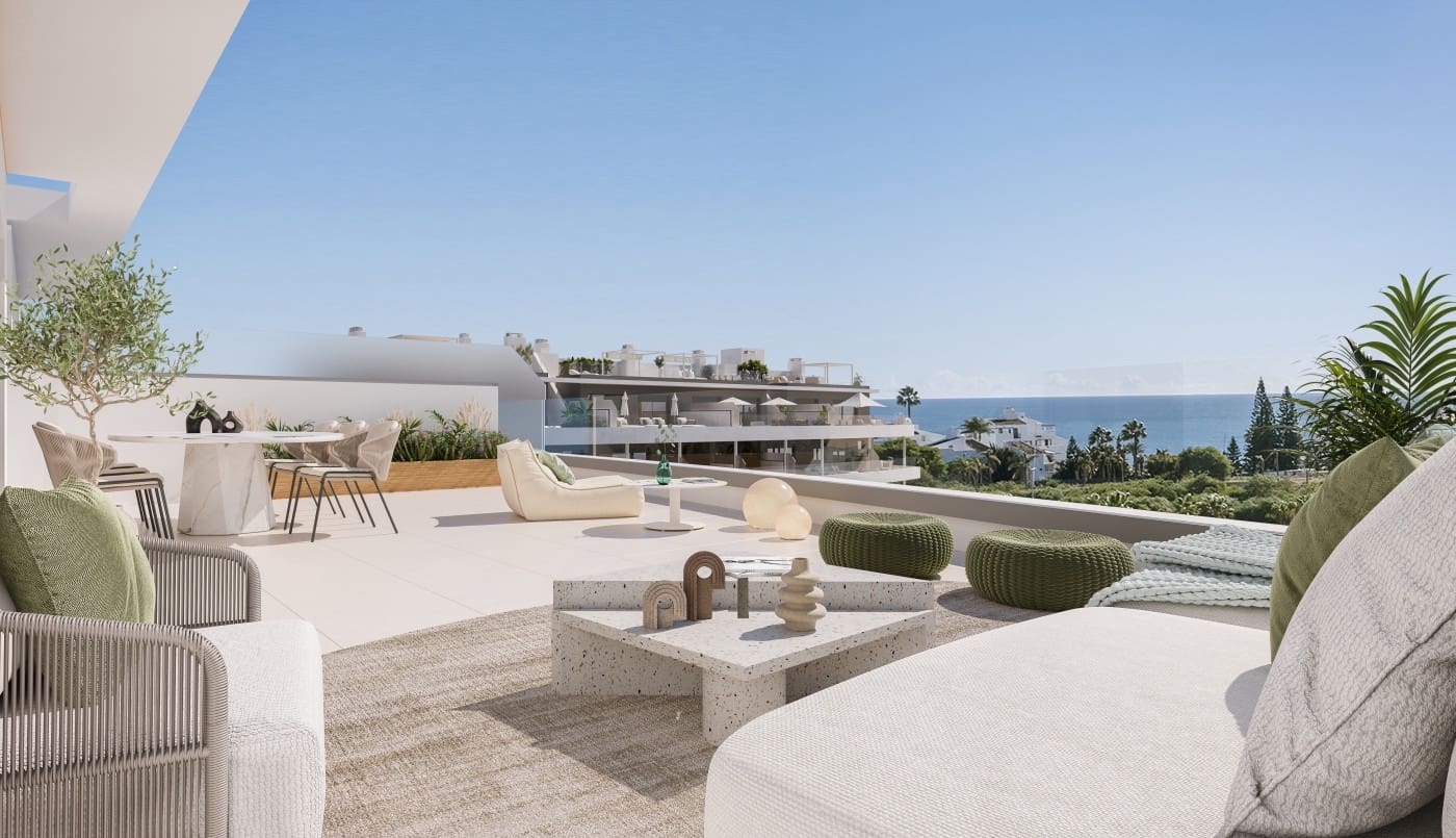 2 bedroom Penthouse for sale in Estepona with pool - € 525,000 (Ref: 9293236)