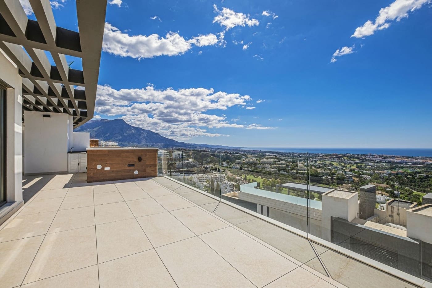 3 soverom Villa til salgs i Benahavis med svømmebasseng garasje - € 1 490 000 (Ref: 9295943)