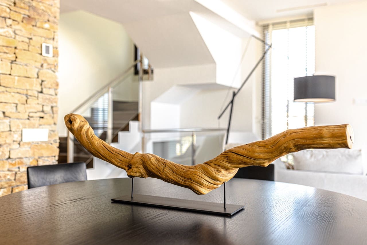 4 bedroom Villa for sale in Benahavis with pool garage - € 1,890,000 (Ref: 9295957)