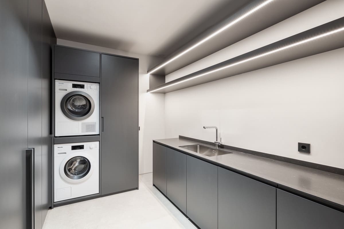 5 sypialnia Willa na sprzedaż w Nueva Andalucia z basenem garażem - 6 950 000 € (Ref: 9362781)