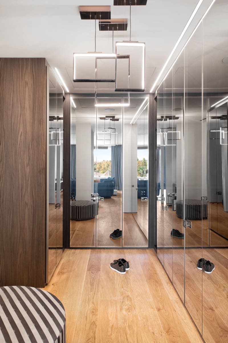 5 sypialnia Penthouse na sprzedaż w Marbella z basenem garażem - 4 450 000 € (Ref: 9385941)