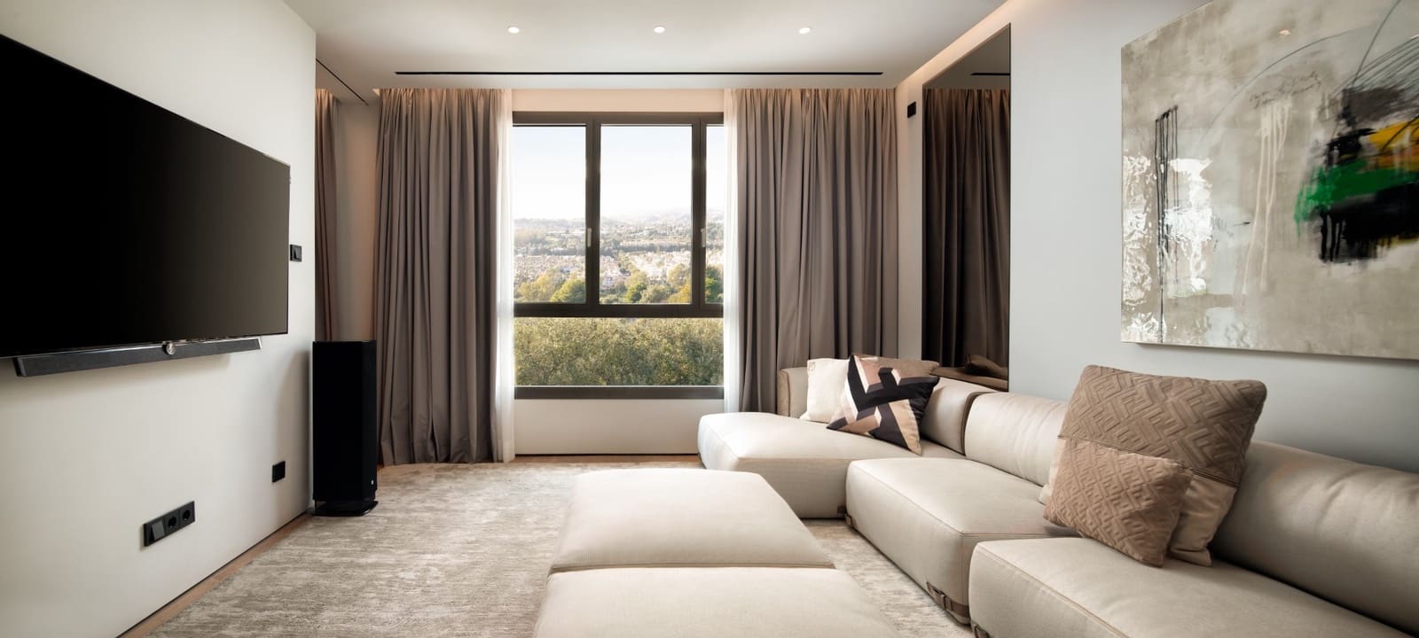 5 sypialnia Penthouse na sprzedaż w Marbella z basenem garażem - 4 450 000 € (Ref: 9385941)