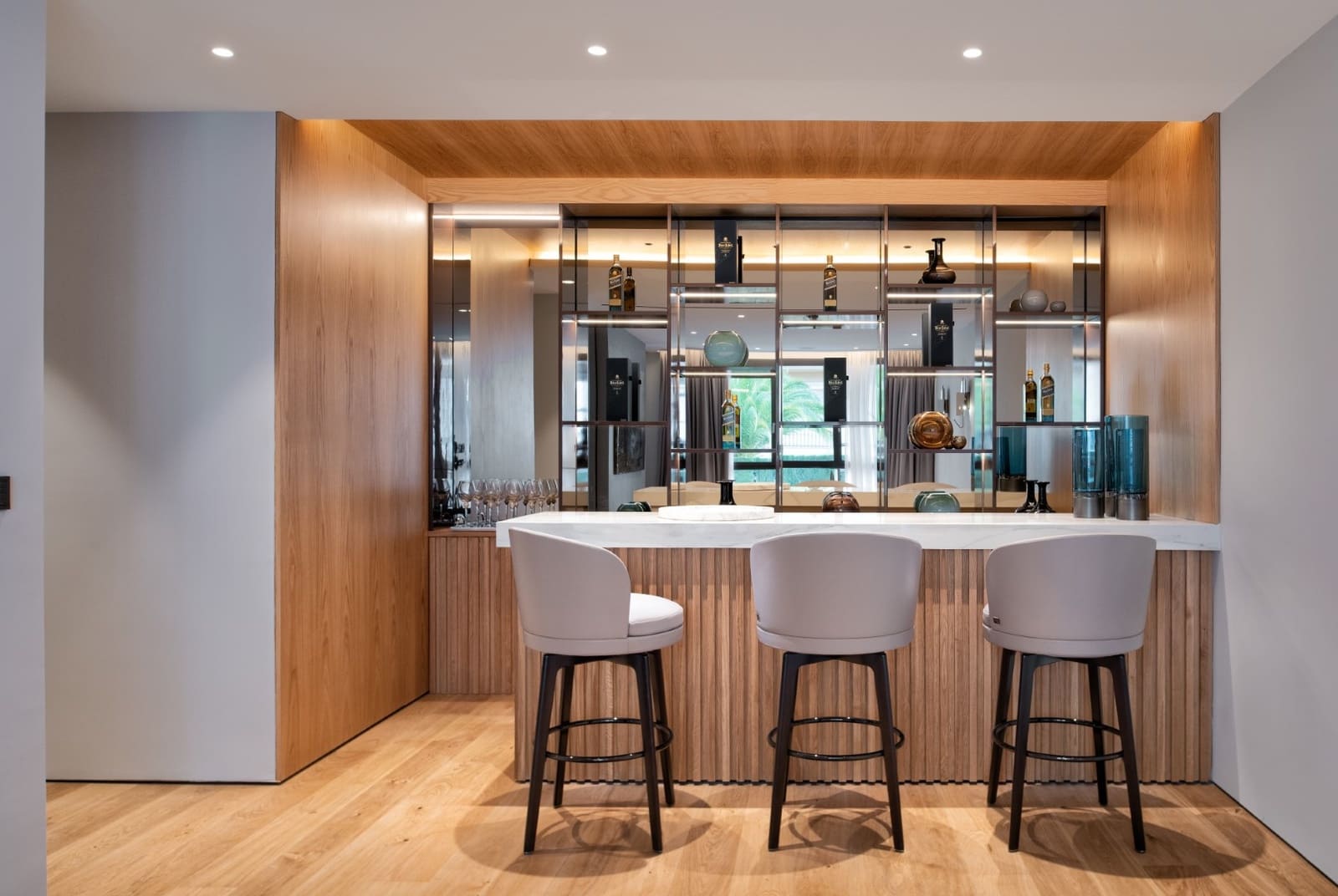 5 sypialnia Penthouse na sprzedaż w Marbella z basenem garażem - 4 450 000 € (Ref: 9385941)