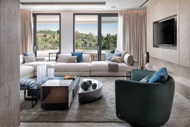 5 sypialnia Penthouse na sprzedaż w Marbella z basenem garażem - 4 450 000 € (Ref: 9385941)