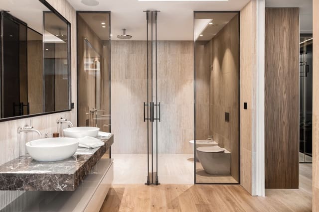 5 sypialnia Penthouse na sprzedaż w Marbella z basenem garażem - 4 450 000 € (Ref: 9385941)