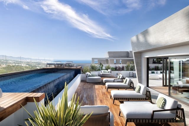 5 sypialnia Penthouse na sprzedaż w Marbella z basenem garażem - 4 450 000 € (Ref: 9385941)