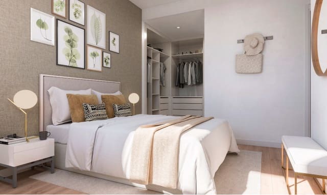 2 bedroom Apartment for sale in Estepona with pool garage - € 689,000 (Ref: 9462634)