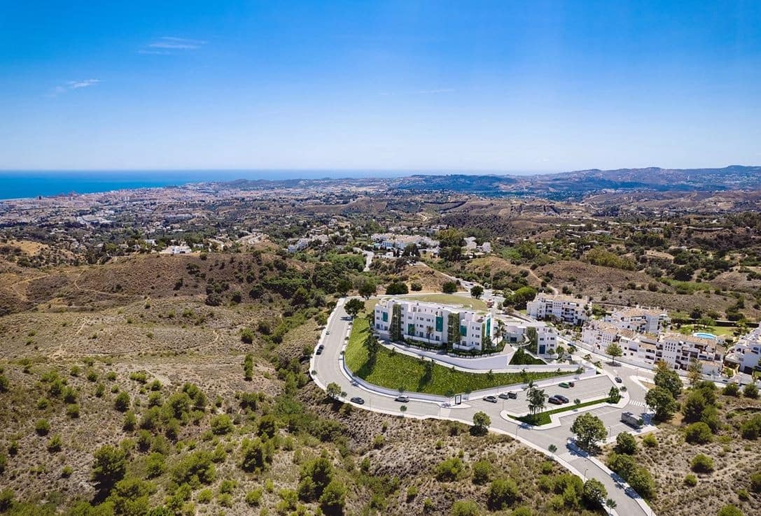 Apartamento de 3 habitaciones en Mijas en venta con piscina garaje - 612.000 € (Ref: 9587924)