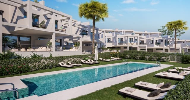 3 sypialnia Dom na sprzedaż w Manilva z basenem garażem - 638 000 € (Ref: 9596522)