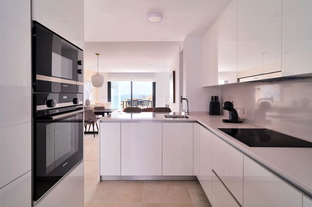 2 soveværelse Lejlighed til salg i El Higuerón, Fuengirola med swimmingpool garage - € 580.000 (Ref: 9599769)