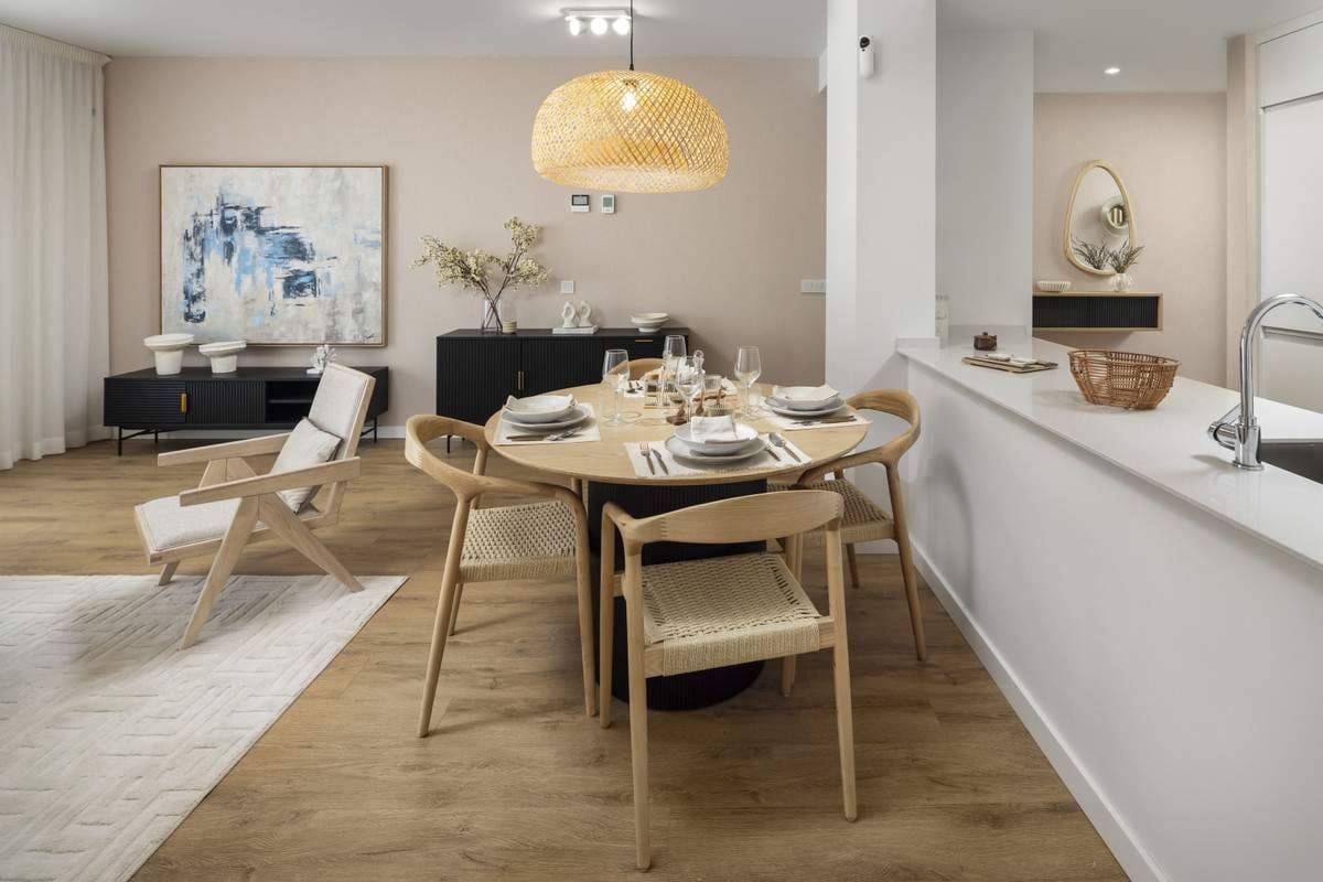 2 bedroom Apartment for sale in Estepona with pool garage - € 549,000 (Ref: 7070577)