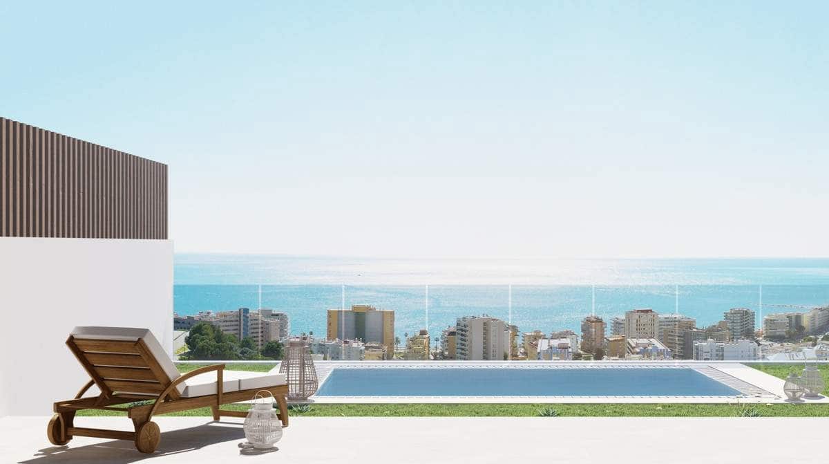 3 sypialnia Willa na sprzedaż w Fuengirola z basenem garażem - 1 460 000 € (Ref: 7074380)